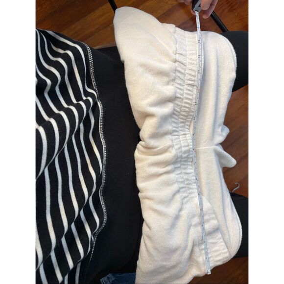 Faherty White Cabana Towel Terry Shorts - Picture 7 of 7